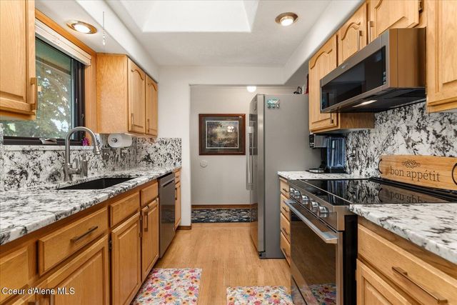 1768 N Havichur LOOP, Post Falls, ID 83854