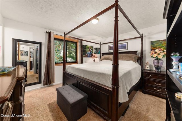 1768 N Havichur LOOP, Post Falls, ID 83854