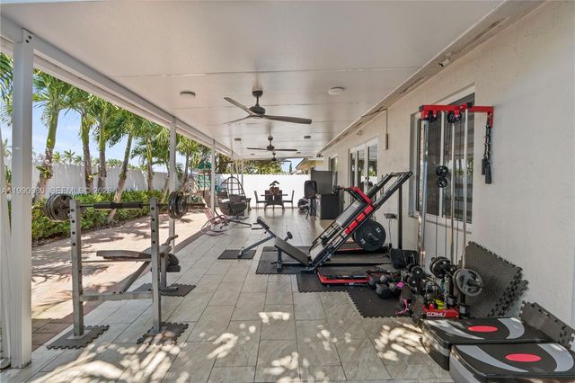 27964 SW 136th Pl, Homestead, FL 33032