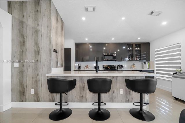 27964 SW 136th Pl, Homestead, FL 33032