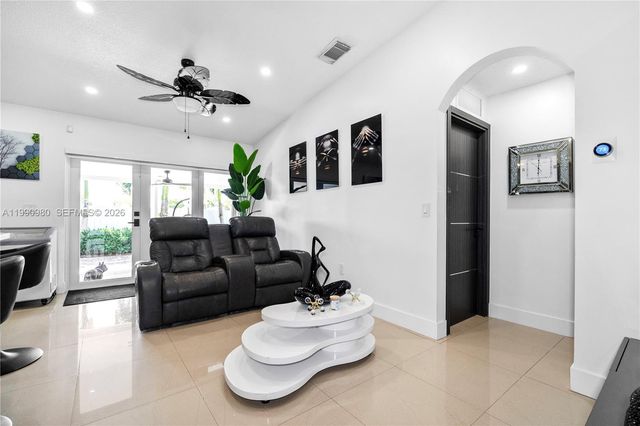 27964 SW 136th Pl, Homestead, FL 33032