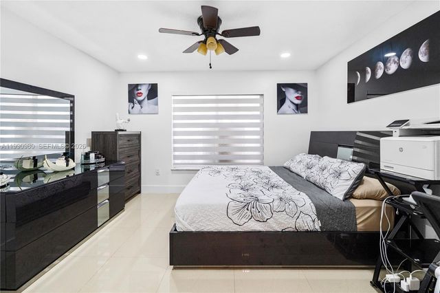 27964 SW 136th Pl, Homestead, FL 33032