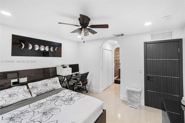 27964 SW 136th Pl, Homestead, FL 33032