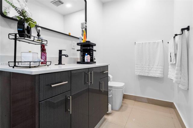 27964 SW 136th Pl, Homestead, FL 33032