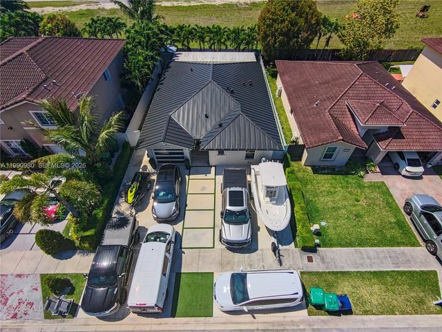 27964 SW 136th Pl, Homestead, FL 33032