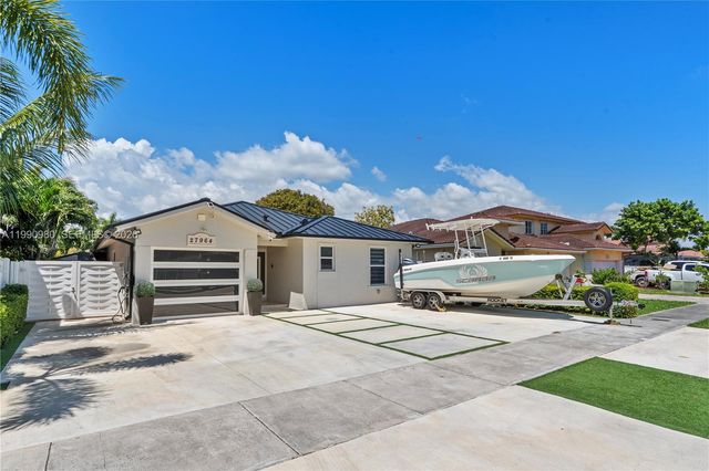 27964 SW 136th Pl, Homestead, FL 33032