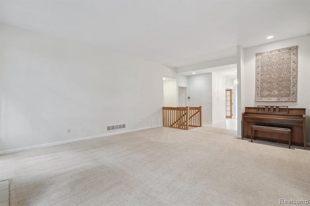 16534 W Horseshoe Trail, Linden, MI 48451