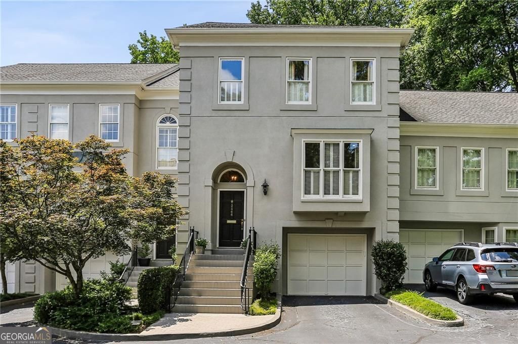 2466 Brookhaven Place NE, Brookhaven, GA 30319