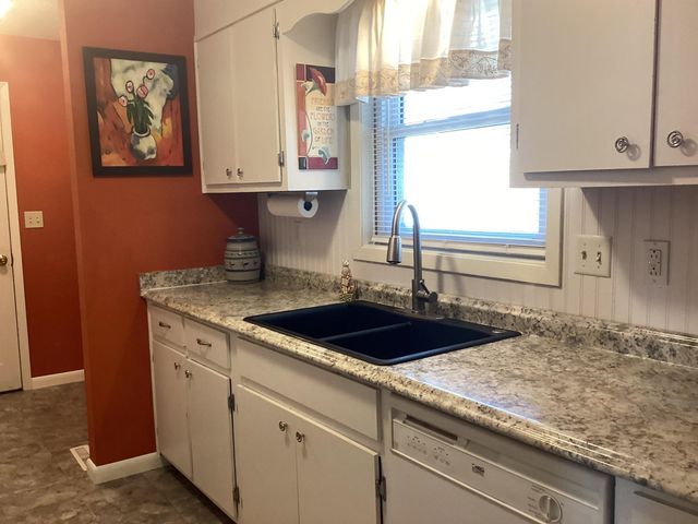 60 Flathead Drive, Cherokee Village, AR 72529