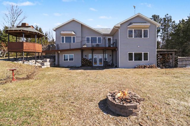 4745 S Lakeshore Drive, Ludington, MI 49431