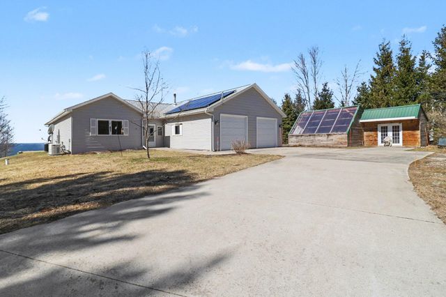 4745 S Lakeshore Drive, Ludington, MI 49431