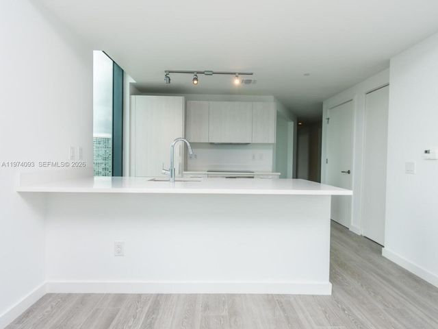 501 NE 31st St 2108, Miami, FL 33137