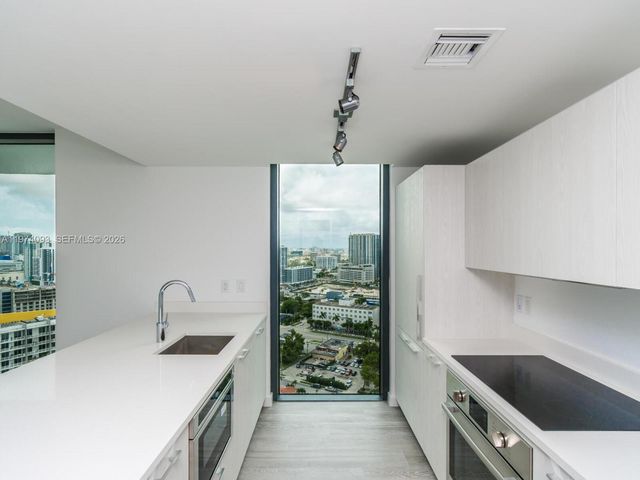 501 NE 31st St 2108, Miami, FL 33137