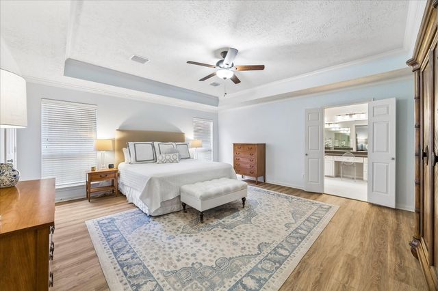 7926 S Wellington Court, Houston, TX 77055