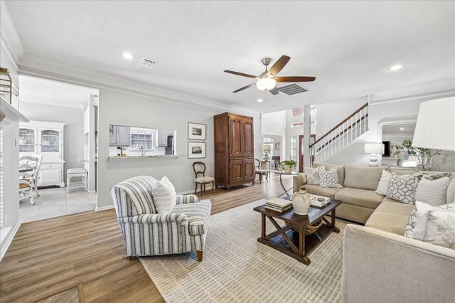 7926 S Wellington Court, Houston, TX 77055