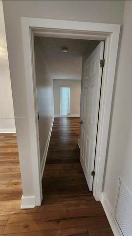 2511 Hayes St 2511, Hollywood, FL 33020