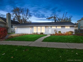 1030 Chestnut Street, Deerfield, IL 60015