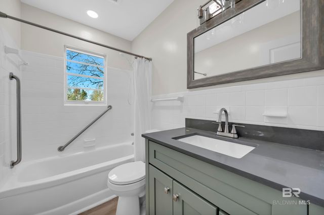 10628 Oak Avenue, Grand Bay, AL 36541