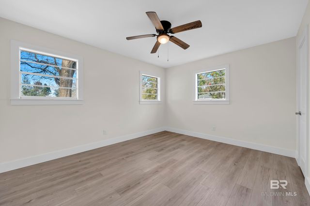 10628 Oak Avenue, Grand Bay, AL 36541