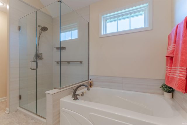 2120 Championship Drive, Evansville, IN 47725