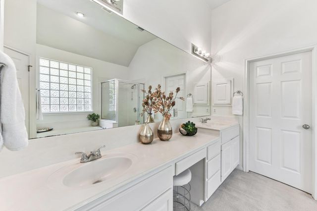 2401 Berwick CV, Round Rock, TX 78681