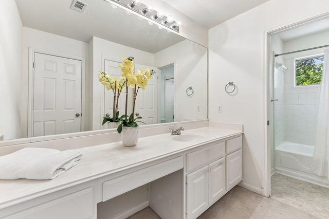2401 Berwick CV, Round Rock, TX 78681
