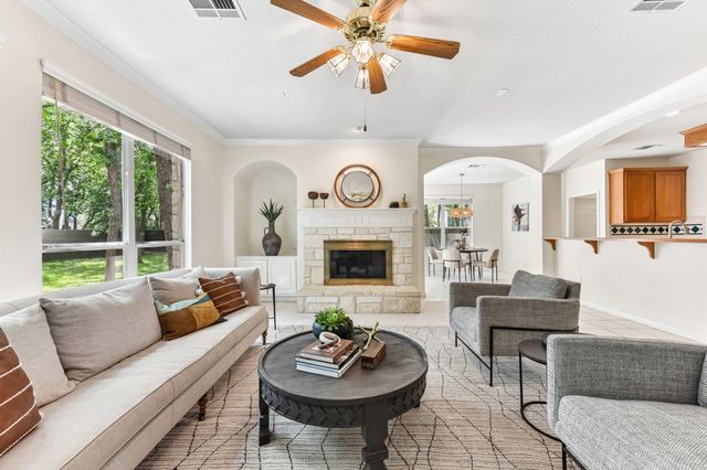 2401 Berwick CV, Round Rock, TX 78681