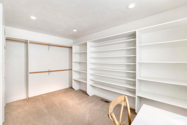 111 View Dr, Jerome, ID 83338