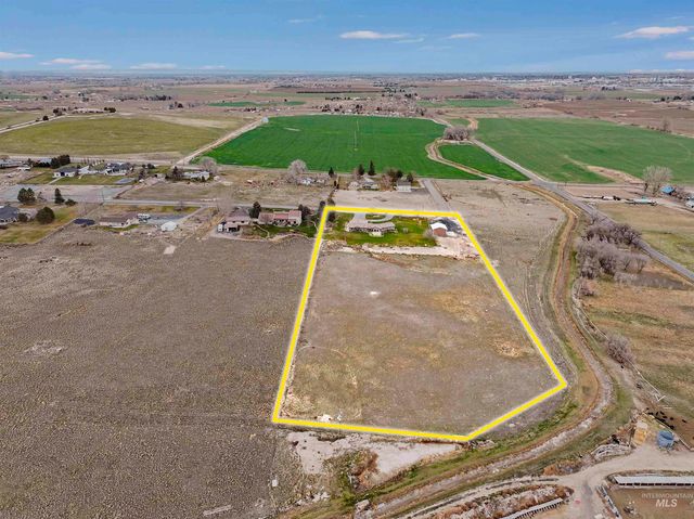 111 View Dr, Jerome, ID 83338