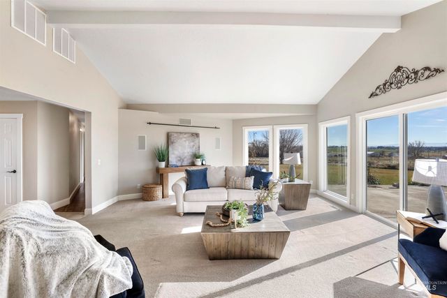 111 View Dr, Jerome, ID 83338