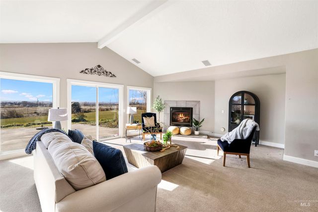 111 View Dr, Jerome, ID 83338