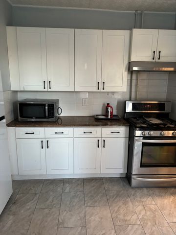 35 Washington Street, Naugatuck, CT 06770