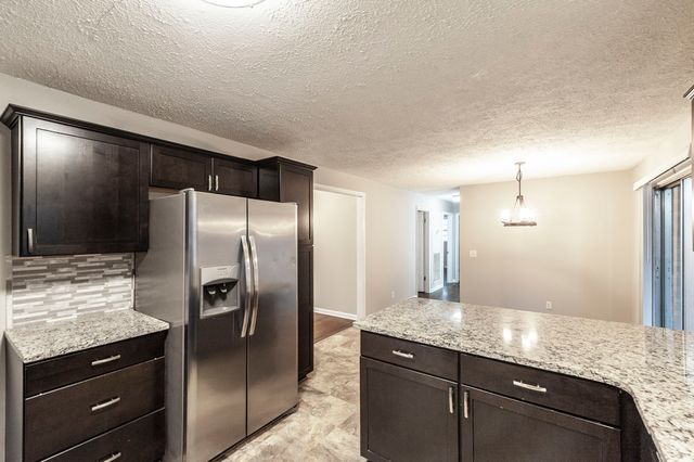 122 Anchor Dr, Hendersonville, TN 37075