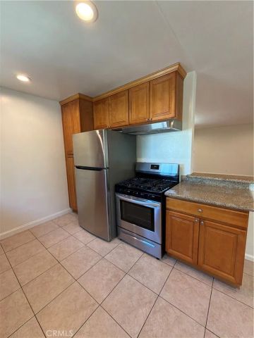 118 N Everett 4, Glendale, CA 91206