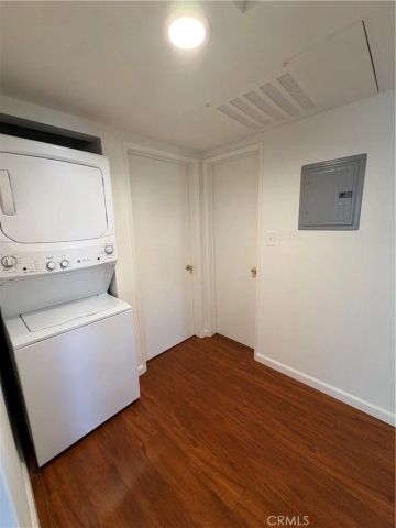 118 N Everett 4, Glendale, CA 91206