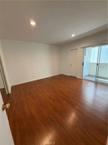 118 N Everett 4, Glendale, CA 91206