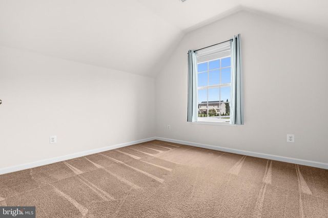 61 HUGHS RD, Charles Town, WV 25414