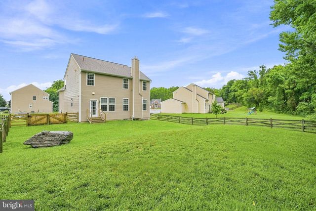 61 HUGHS RD, Charles Town, WV 25414