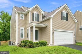 61 HUGHS RD, Charles Town, WV 25414
