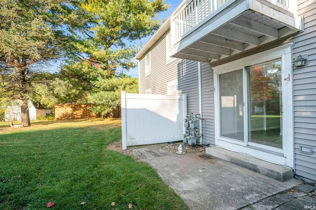 1601 S 16th St Apt 11, Goshen, IN 46526