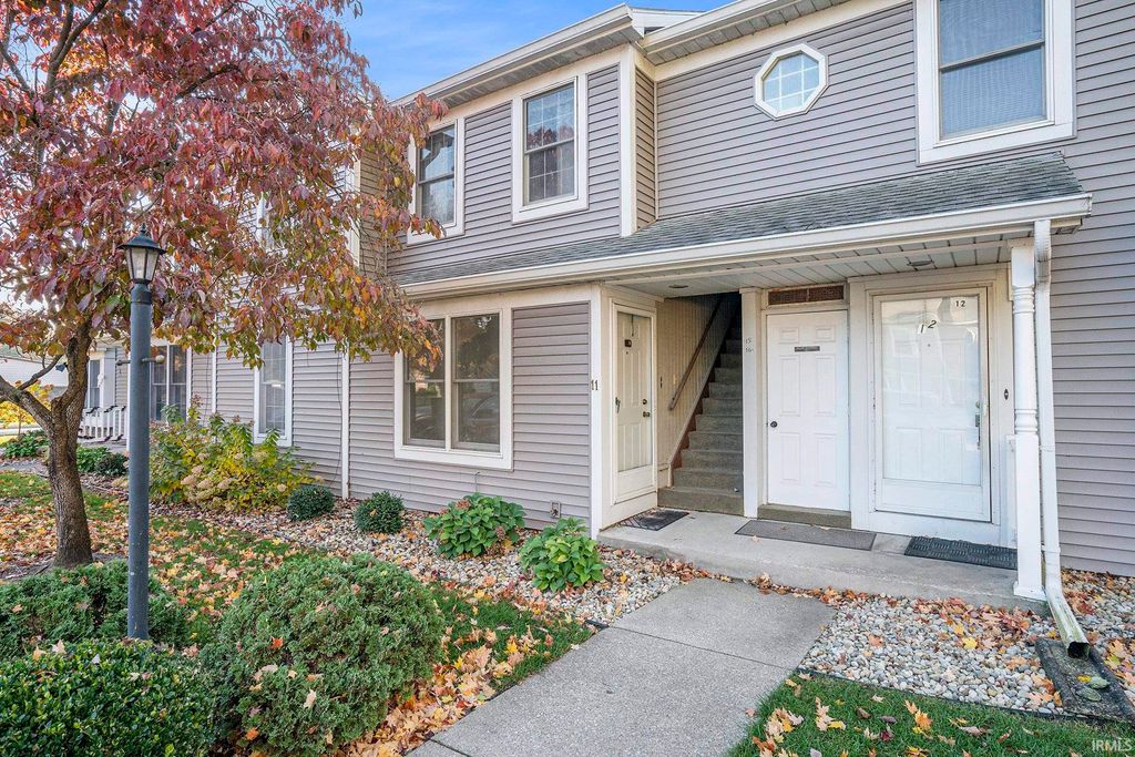 1601 S 16th St Apt 11, Goshen, IN 46526