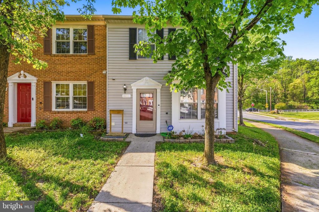 Image 1 of property listing at 1801 CEDARWOOD, Landover, MD 20785