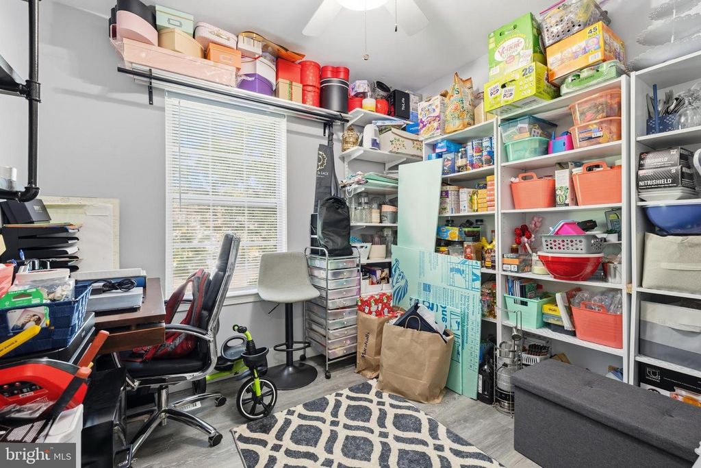 Image 10 of property listing at 1801 CEDARWOOD, Landover, MD 20785