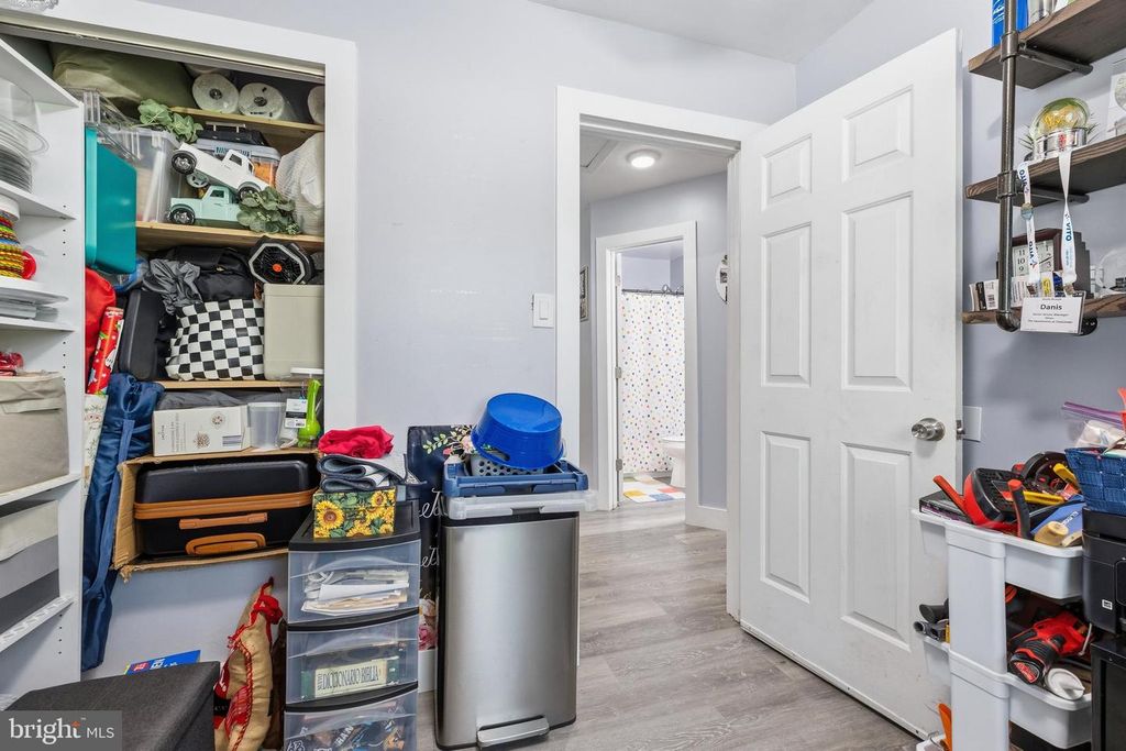 Image 11 of property listing at 1801 CEDARWOOD, Landover, MD 20785