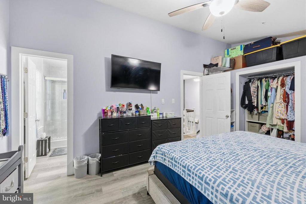 Image 15 of property listing at 1801 CEDARWOOD, Landover, MD 20785