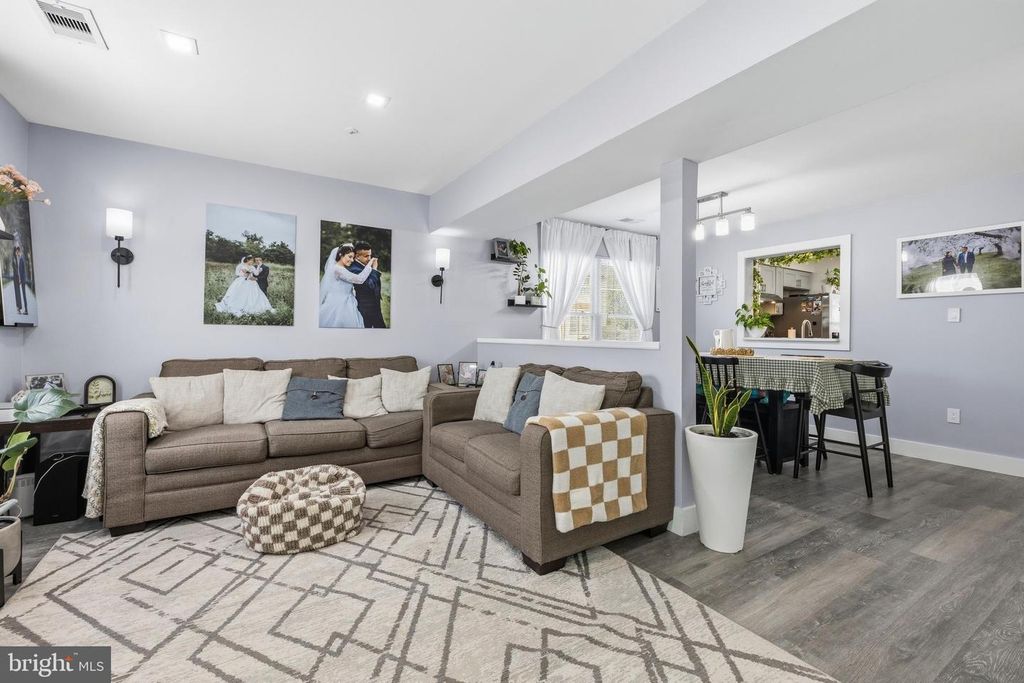 Image 29 of property listing at 1801 CEDARWOOD, Landover, MD 20785