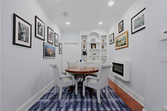 16 Rivers Edge Drive 201, Tarrytown, NY 10591