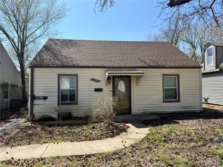 6724 Vernon Avenue, St Louis, MO 63130