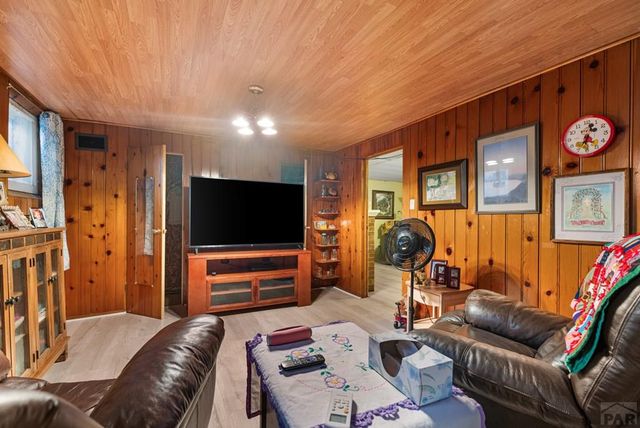 2009 Wyoming Ave, Pueblo, CO 81004