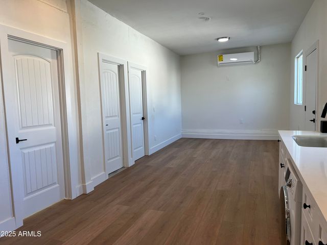 315 E Carol Avenue, Phoenix, AZ 85020